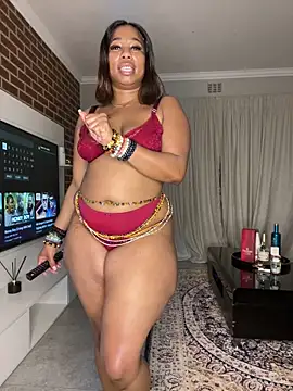 Snapshot of CurvyDesire1 chatting on May 18, 2026, 7:51 pm CurvyDesire1 online show from May 18, 2026, 7:51 pm