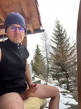 real6outdoors online show from March 29, 2026, 11:01 am