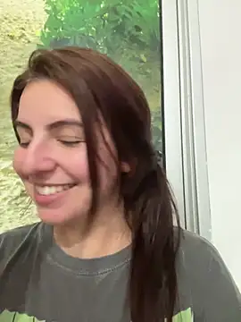 chelbyy online show from November 5, 2025, 3:53 am