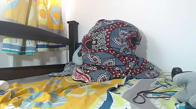 Snapshot of alisterxxx chatting on March 19, 2025, 9:27 pm alisterxxx online show from March 19, 2025, 9:27 pm