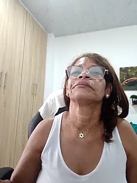 Snapshot of BustyMilf_ chatting on March 27, 2026, 12:50 pm BustyMilf online show from March 27, 2026, 12:50 pm