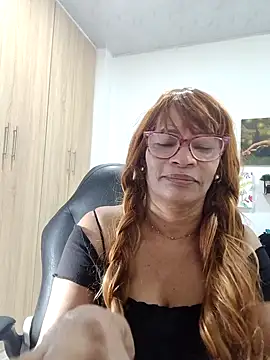 Snapshot of BustyMilf_ chatting on April 5, 2026, 1:07 pm BustyMilf online show from April 5, 2026, 1:07 pm