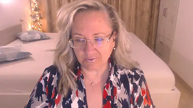 Snapshot of Raisshy chatting on May 13, 2026, 1:18 pm Raisshy online show from May 13, 2026, 1:18 pm