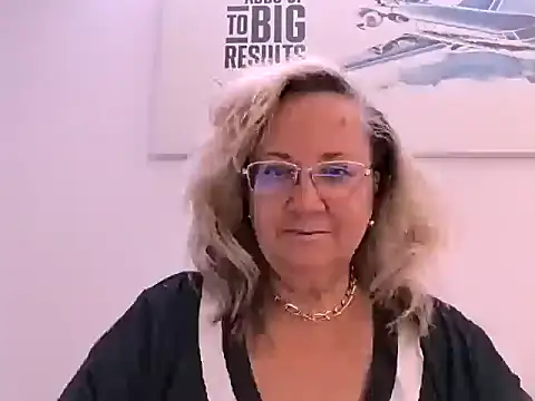 Snapshot of Raisshy chatting on June 2, 2026, 7:36 pm Raisshy online show from June 2, 2026, 7:36 pm