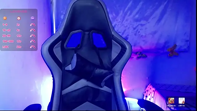 Snapshot of ninatiny chatting on March 4, 2026, 11:40 am ninatiny online show from March 4, 2026, 11:40 am