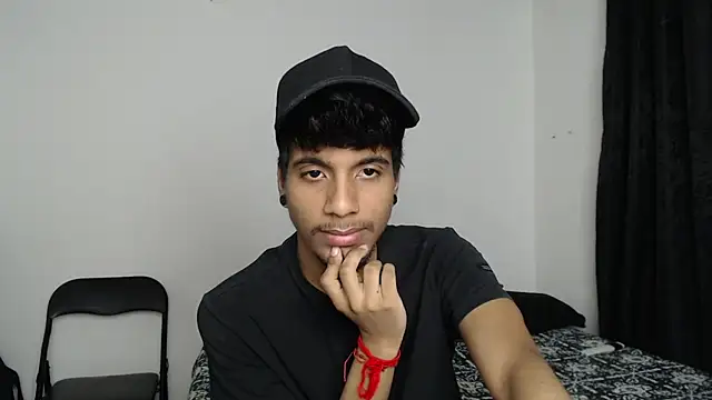 Snapshot of stevenosori chatting on November 2, 2025, 2:16 am stevenosori online show from November 2, 2025, 2:16 am