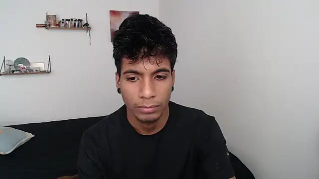 Snapshot of stevenosori chatting on February 18, 2025, 3:52 pm stevenosori online show from February 18, 2025, 3:52 pm