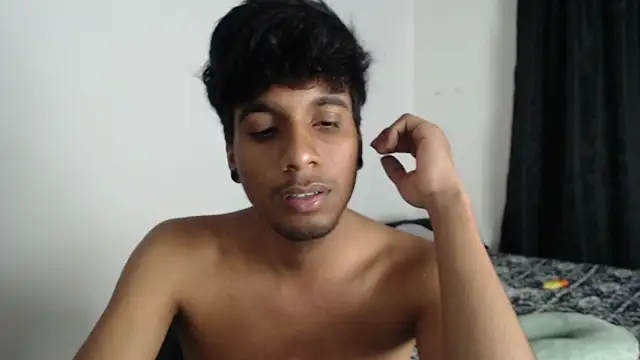 Snapshot of stevenosori chatting on October 19, 2025, 12:35 am stevenosori online show from October 19, 2025, 12:35 am