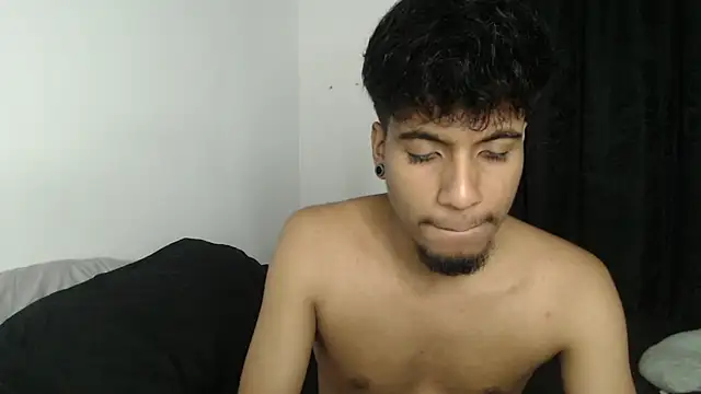 Snapshot of stevenosori chatting on September 17, 2025, 4:47 am stevenosori online show from September 17, 2025, 4:47 am