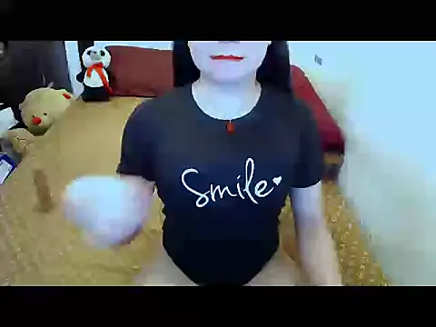 VeryFeminineTrans online show from October 28, 2025, 3:44 pm