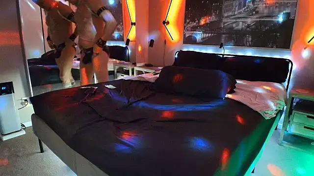 MikyFoxx online show from January 17, 2026, 6:50 am