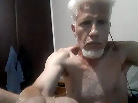 Zues4u online show from December 11, 2024, 11:43 pm