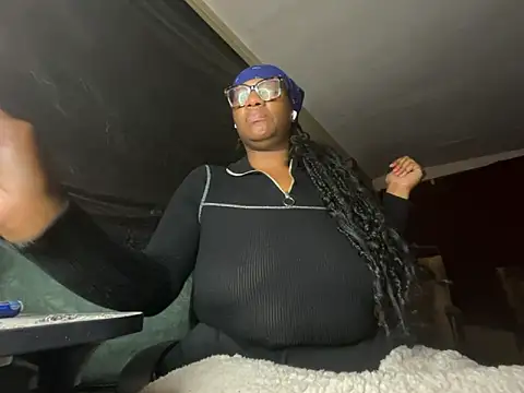 AlexaTheSlut online show from June 5, 2026, 8:42 am