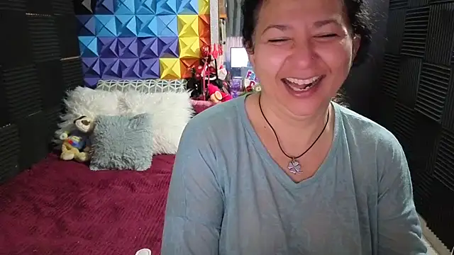 katifoxx online show from November 22, 2025, 10:19 pm