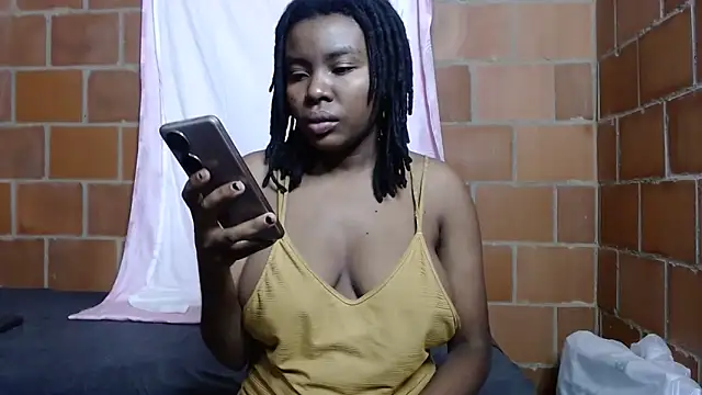 Snapshot of Magaharper10 chatting on November 11, 2025, 11:42 pm Magaharper10 online show from November 11, 2025, 11:42 pm