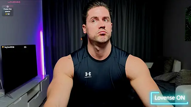 jasonblake19 online show from April 14, 2026, 4:12 pm