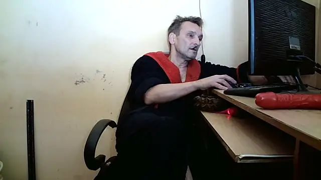 dundyFocus online show from October 11, 2025, 8:37 am