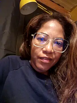 Snapshot of mila38 chatting on April 15, 2026, 9:48 pm mila38 online show from April 15, 2026, 9:48 pm