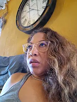 mila38 online show from November 12, 2025, 9:24 am