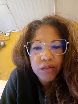 Snapshot of mila38 chatting on April 9, 2026, 7:36 am mila38 online show from April 9, 2026, 7:36 am