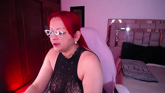 Snapshot of salomecastro_ chatting on November 12, 2025, 3:21 am salomecastro online show from November 12, 2025, 3:21 am