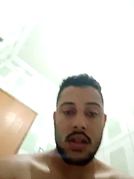 Snapshot of AzureKnee chatting on November 17, 2025, 5:28 pm AzureKnee online show from November 17, 2025, 5:28 pm