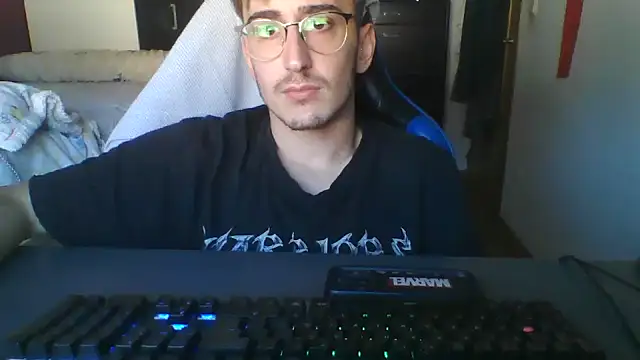 Snapshot of Troycm chatting on October 4, 2025, 1:56 pm Troycm online show from October 4, 2025, 1:56 pm