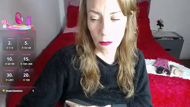 Snapshot of cristin_doll_ chatting on October 16, 2025, 2:14 pm cristin doll online show from October 16, 2025, 2:14 pm