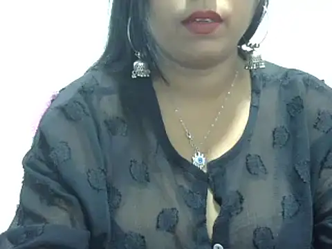 Snapshot of ROSEE_MERRYYYY chatting on February 28, 2025, 5:37 pm ROSEE MERRYYYY online show from February 28, 2025, 5:37 pm