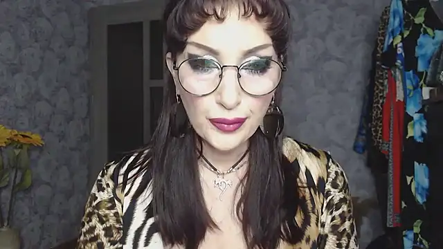Snapshot of Aziza1 chatting on April 23, 2026, 1:57 pm Aziza1 online show from April 23, 2026, 1:57 pm