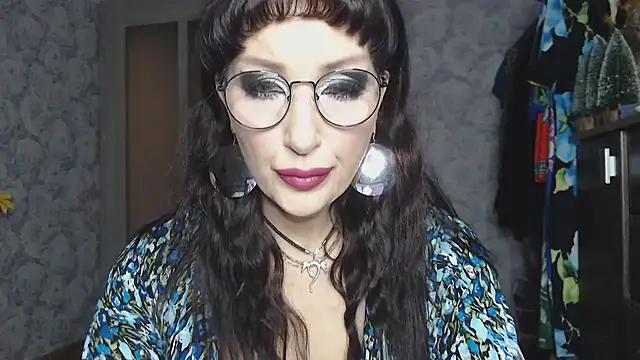 Aziza1 online show from November 15, 2025, 8:18 am