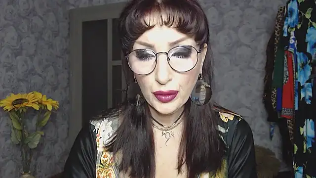 Snapshot of Aziza1 chatting on March 21, 2026, 3:05 pm Aziza1 online show from March 21, 2026, 3:05 pm
