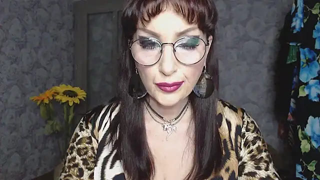 Snapshot of Aziza1 chatting on May 31, 2026, 3:40 pm Aziza1 online show from May 31, 2026, 3:40 pm