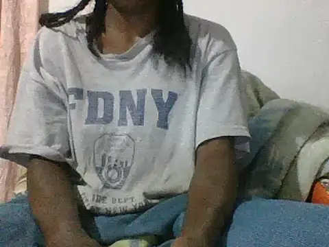 Hamie sexy online show from December 17, 2025, 4:12 pm