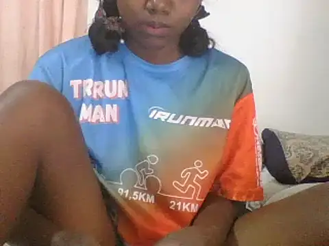 Hamie sexy online show from October 17, 2025, 6:28 am