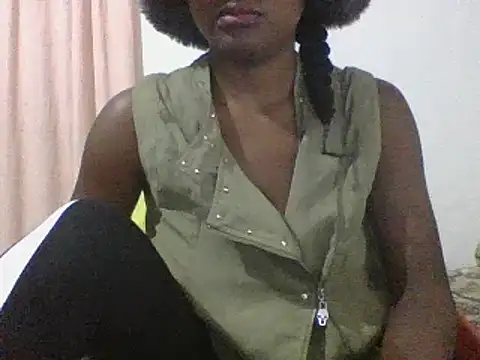 Hamie sexy online show from October 8, 2025, 8:53 pm