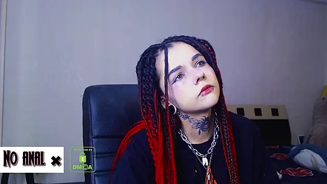 Snapshot of Dark__Elf chatting on September 11, 2025, 9:26 pm Dark Elf online show from September 11, 2025, 9:26 pm