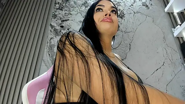 Snapshot of Loren_Baker chatting on December 17, 2025, 5:18 pm Loren Baker online show from December 17, 2025, 5:18 pm