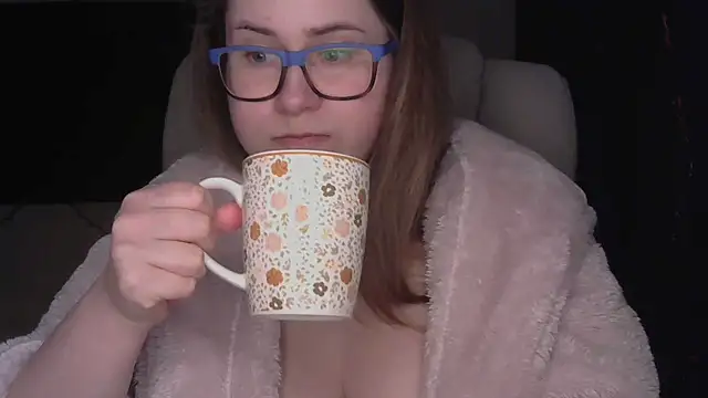 SeasonalSomeone online show from February 9, 2026, 10:08 pm