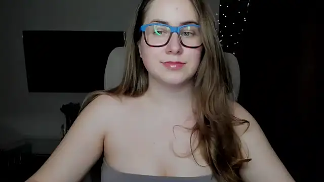 SeasonalSomeone online show from November 7, 2025, 10:46 pm