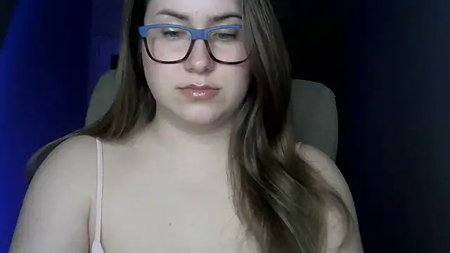 SeasonalSomeone online show from April 5, 2026, 10:27 pm