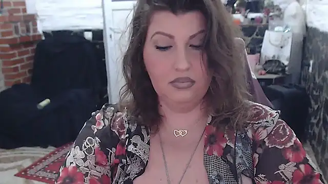 Snapshot of piticaforever chatting on November 19, 2025, 4:29 pm piticaforever online show from November 19, 2025, 4:29 pm