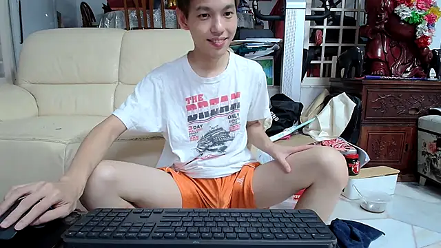 Snapshot of andrewooi chatting on February 16, 2025, 4:21 pm andrewooi online show from February 16, 2025, 4:21 pm