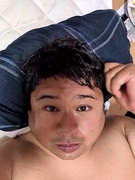 Snapshot of sexybottomrakkii chatting on April 15, 2026, 3:27 pm sexybottomrakkii online show from April 15, 2026, 3:27 pm