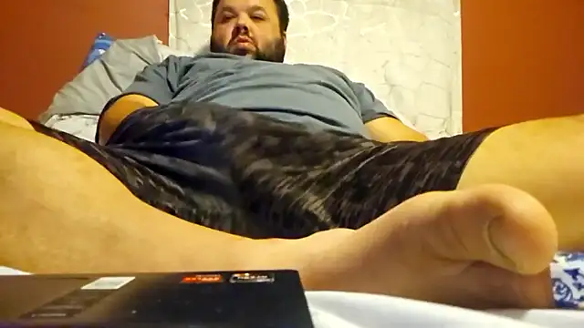 Strongbutgentle36 online show from September 12, 2025, 6:13 am