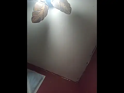 Snapshot of Strongbutgentle36 chatting on February 7, 2026, 7:38 am Strongbutgentle36 online show from February 7, 2026, 7:38 am