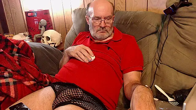 snickers1 online show from October 31, 2025, 12:07 am