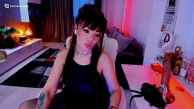 Miss kay1111 online show from January 7, 2026, 2:44 pm