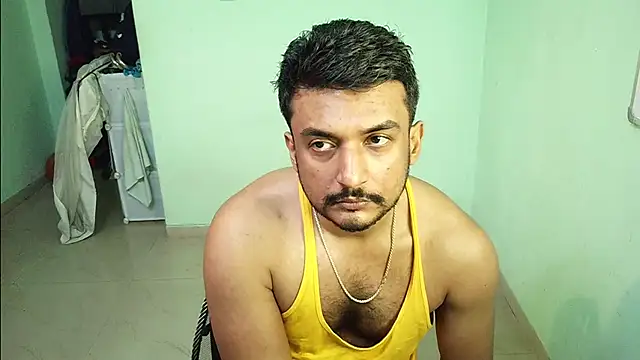 daringcutie online show from December 5, 2025, 12:32 am