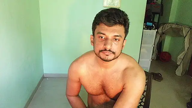 daringcutie online show from May 17, 2026, 5:51 am